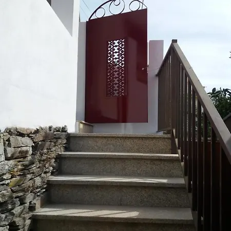 Casa Do Terraco Holiday home Vale de Amoreira